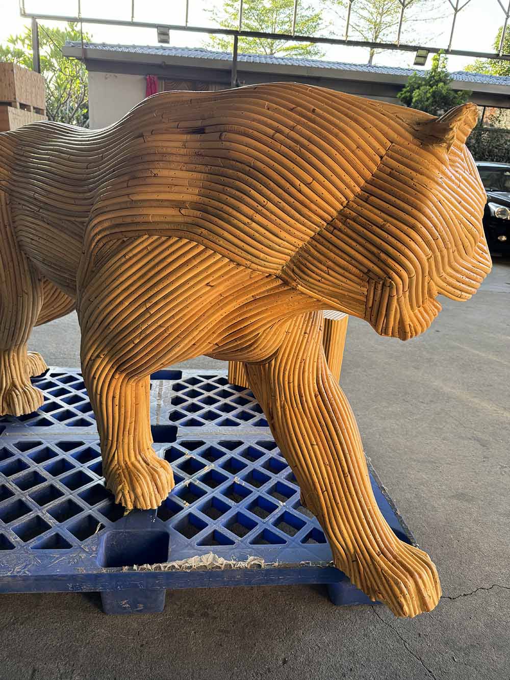 window display props window display props